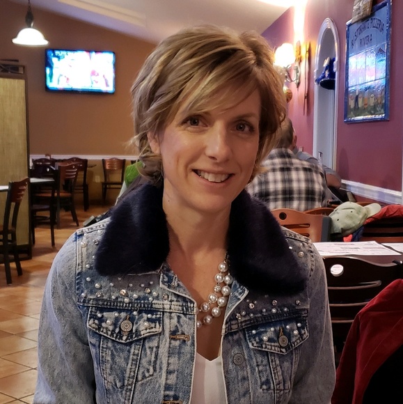 Meet your Posher, Stacy - Picture 1 of 1